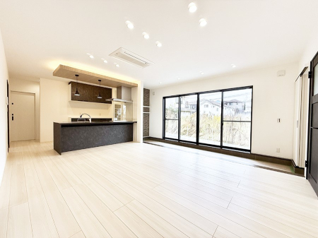 ���r���O �������S���������ꏊ�A�������߂����郊�r���O