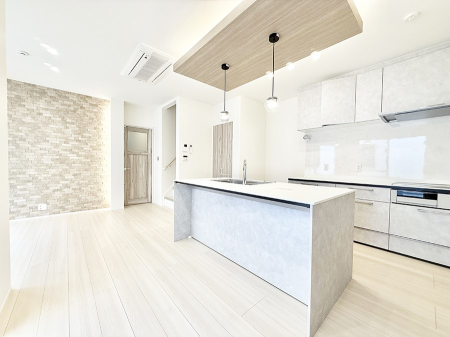 ���r���O �������V���v���������ґ�A��؂Ȑl�Ɖ߂����S���قǂ�����