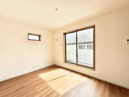 ���r���O ���������났�ƏΊ炪�W�܂�A�S���܂郊�r���O