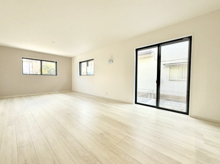 ���r���O ���������R�Ɖ�b�����܂��A�S�n�悢�ЂƂƂ�