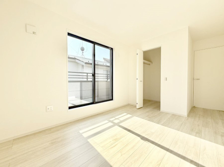 �Q�� ���������̔z�u��ʋC���̗ǂ��݌v�ŕ����̋�C�������炸�A��ɐV�N�ȋ�C������܂�