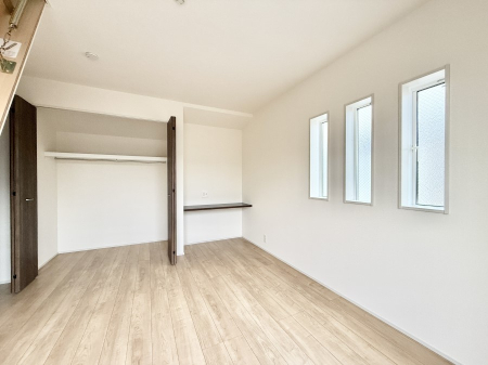 ���̑����� �������D��ŉ��₩�Ȏ��Ԃ��������