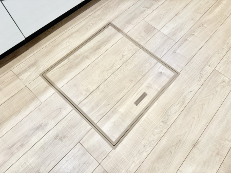 ���̑����� �ݔ����B�ꂽ���[�X�y�[�X�ŉƑS�̂��X�b�L��