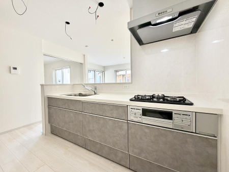 �L�b�`�� �������Ƒ����J��[�߂�A������̂���L�b�`��