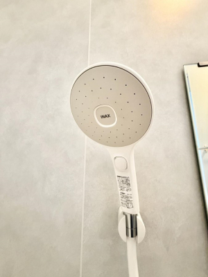 ���̑����� �ݔ����킴�킴�V�����[�����̃��o�[�܂Ŏ��L�΂��K�v���Ȃ��A�ȒP�Ɏ~���ł���