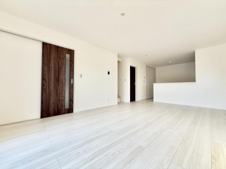 ���r���O �������S���������ꏊ�A�������߂����郊�r���O