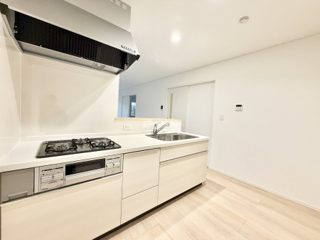 �L�b�`�� �������Ƒ����J��[�߂�A������̂���L�b�`��