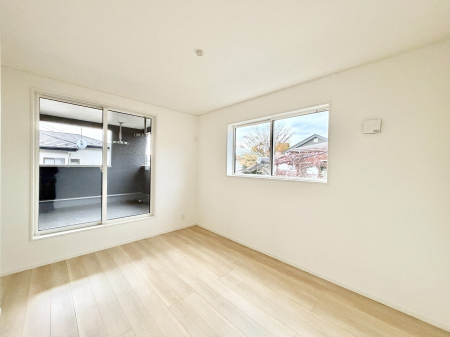 ���̑����� ������2�ʍ̌��Ŗ��邢�����I