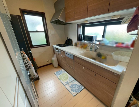 �L�b�`�� ����������̂ŁA���邳�ƊJ���������Ղ�ȃL�b�`���I  