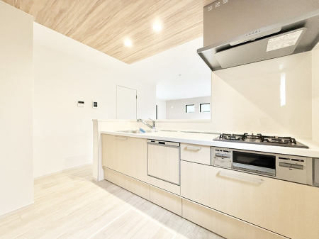 �L�b�`�� �������Ƒ����J��[�߂�A������̂���L�b�`��