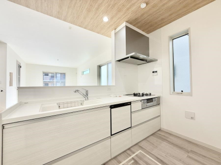 �L�b�`�� ���������y���݂ƐH�ׂ�K����͂���L�b�`��