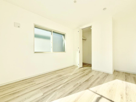 �Q�� ���������̔z�u��ʋC���̗ǂ��݌v�ŕ����̋�C�������炸�A��ɐV�N�ȋ�C������܂�