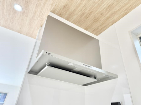 ���̑����� �ݔ����������̏��C����������C��ɗU������A�����I�ɔr�����ł��܂��B