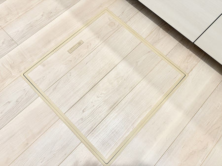 ���̑����� �ݔ����B�ꂽ���[�X�y�[�X�ŉƑS�̂��X�b�L��