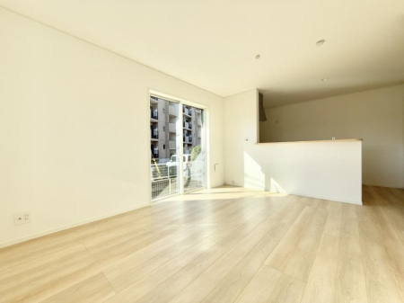 ���r���O ���������R�Ɖ�b�����܂��A�S�n�悢�ЂƂƂ�