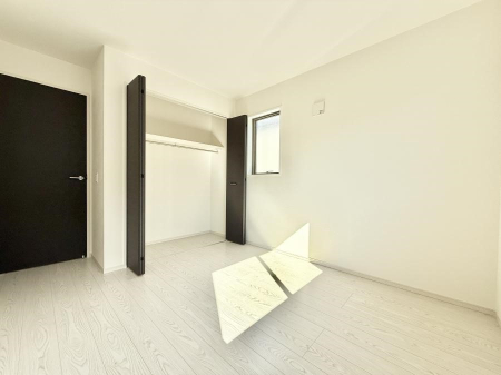 �Q�� ���������̔z�u��ʋC���̗ǂ��݌v�ŕ����̋�C�������炸�A��ɐV�N�ȋ�C������܂�