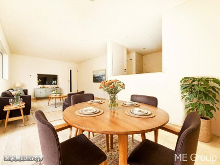 ���r���O ����