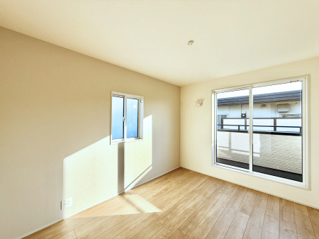 �Q�� ���������̔z�u��ʋC���̗ǂ��݌v�ŕ����̋�C�������炸�A��ɐV�N�ȋ�C������܂�