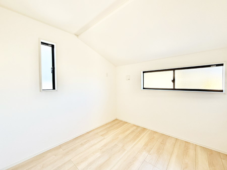 ���̑����� �����������������F�����̂������ŉ��₩�Ȏ��Ԃ��y���߂܂�