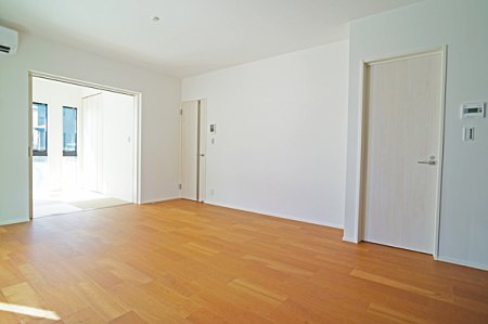 ���r���O ���������C�ɓ���̏ꏊ�ŁA�̂�т�Ƃ������Ԃ�