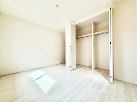 ���̑����� �������傫�Ȏ��[�ŉו����X�b�L���Еt���܂�  