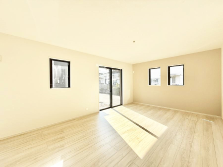 ���r���O ���������R�Ɖ�b�����܂��A�S�n�悢�ЂƂƂ�