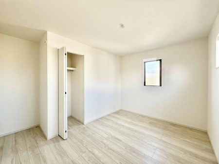 �Q�� ���������̔z�u��ʋC���̗ǂ��݌v�ŕ����̋�C�������炸�A��ɐV�N�ȋ�C������܂�