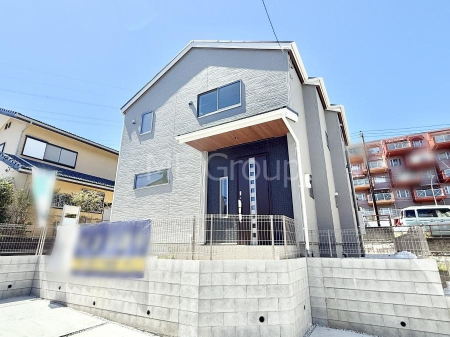 nOώʐ^ OρV炵n܂ꏊŁAƑJ[߂