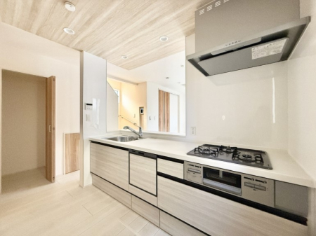 �L�b�`�� �������Ƒ����J��[�߂�A������̂���L�b�`��