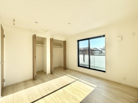 �Q�� �������傫�ȑ��͊J����������A���邳�ʕ��o�b�`���ł�