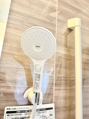 ���̑����� �ݔ����킴�킴�V�����[�����̃��o�[�܂Ŏ��L�΂��K�v���Ȃ��A�ȒP�Ɏ~���ł���