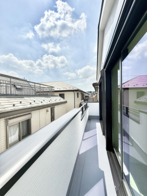 oRj[  G߂̈ڂ낢JIȋԂł