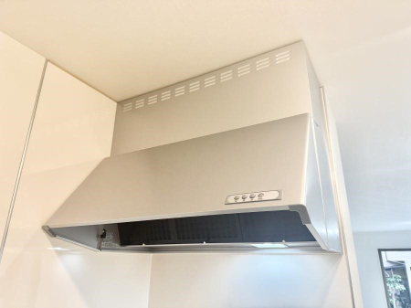 ���̑����� �ݔ����������̏��C����������C��ɗU������A�����I�ɔr�����ł��܂��B