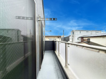 �o���R�j�[ ������ �G�߂̈ڂ낢����������J���I�ȋ�Ԃł�