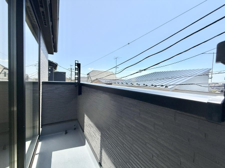 �o���R�j�[ ������ ���R��g�߂Ɋ�����A�J���I�ȃo���R�j�[