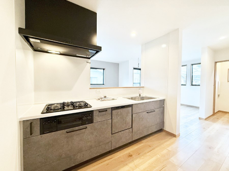 �L�b�`�� �����������������Ԃ����܂��A�Ί炠�ӂ��L�b�`��