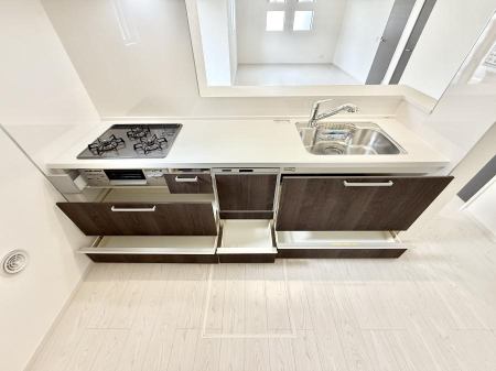 �L�b�`�� �������Ƒ����J��[�߂�A������̂���L�b�`��