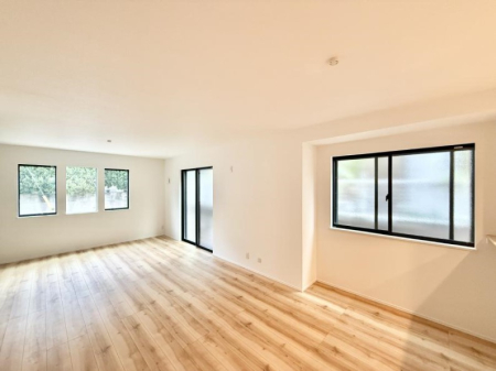 ̑ Ƒ̏Ί炪ӂA났̋