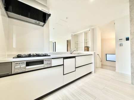 �L�b�`�� �������V���v���Ŕ������S�n�悢���Ԃ𐶂ރL�b�`�����