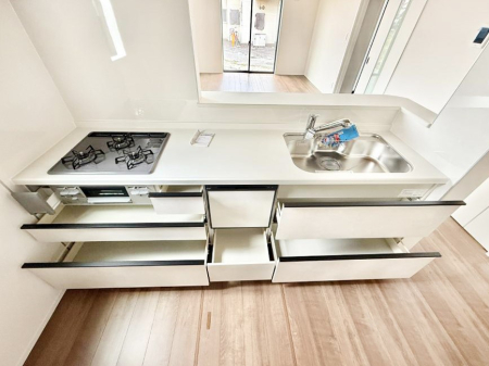 �L�b�`�� �������A�C�f�A�L����A�N���G�C�e�B�u�ȗ������