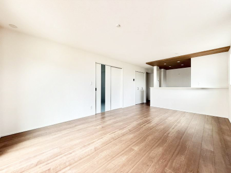 ���r���O �����������������Ɠ��ʂɂ���A�e���̋��