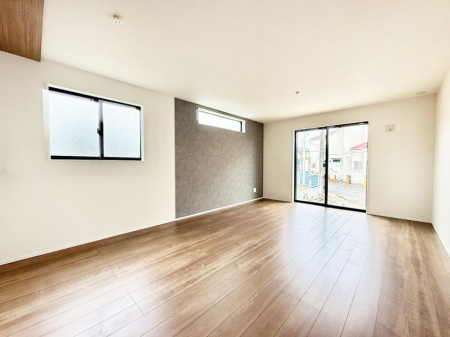 ���r���O ���������났�ƏΊ炪�W�܂�A�S���܂郊�r���O