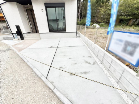  �O�ρ������̒��Ԃ����K��