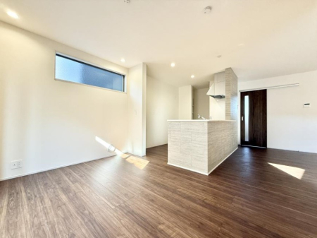 ���r���O �����������������Ɠ��ʂɂ���A�e���̋��