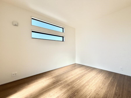 �q������ �������v���C�x�[�g��ԂƂ��ĐÂ��ŗ�������������񋟂��Ă���܂�