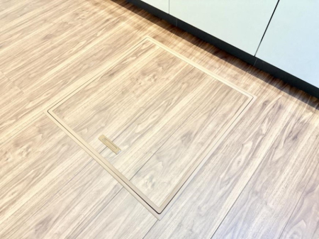 ���̑����� �ݔ����B�ꂽ���[�X�y�[�X�ŉƑS�̂��X�b�L��