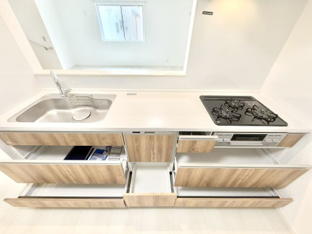 �L�b�`�� �����������������Ɗy�����Ȃ�A���K�ȃL�b�`�����