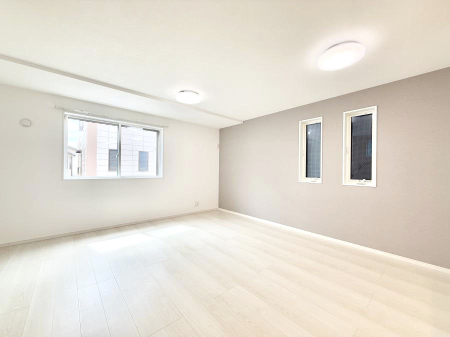 ���r���O ���������R�Ɖ�b�����܂��A�S�n�悢�ЂƂƂ�