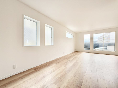 rO ƂrO͂ǂȃCeAɂ}b`܂