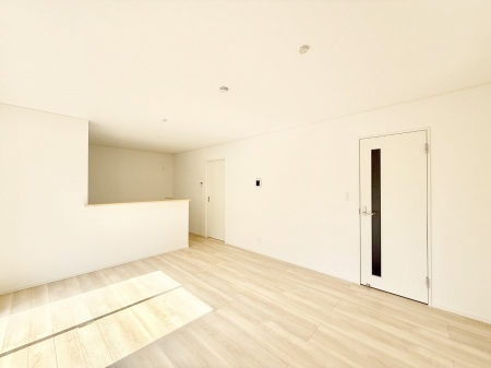 rO 났ƏΊ炪W܂AS܂郊rO